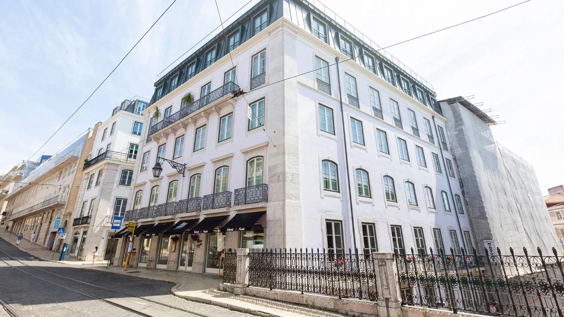 My Lx Flat Luxury Chiado Design Apartment Лиссабон